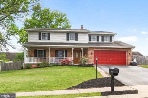 125 Cranbrook Dr, York, PA 17315-1231