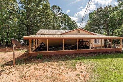 137 Red Creek Rd, Forsyth, GA 31029-5415