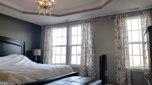 80 Sundance Dr, Trenton NJ 08619-3968 exterior