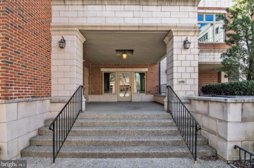 600 Atlantic Ave, Camden, NJ 08108-3422