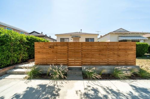 1425 Hollywood Way, Burbank, CA 91505-1867