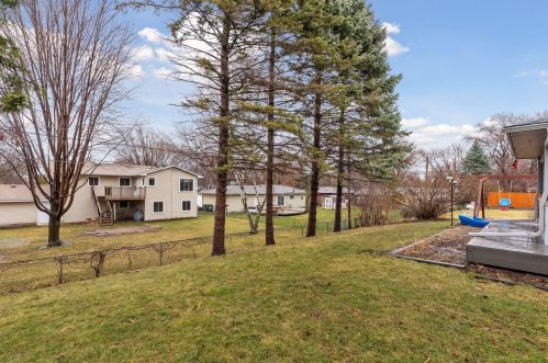 2073 Jade Ln, Saint Paul MN  55122-2862 exterior