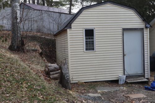 27 Stedman Ln, Hartland, ME 04943-3938