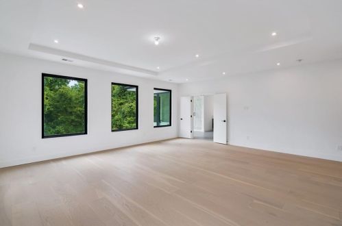 2931 Lookout Pl, Atlanta GA  30305-3217 exterior