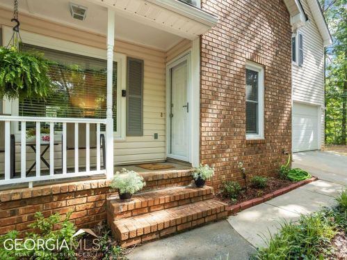 135 Circle Dr, Hampton, GA 30228-1825