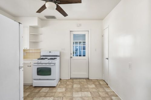 460 Cambridge St, Orange CA  92866-1150 exterior
