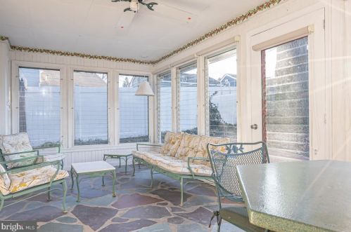 456 Gladstone Ave, Tavistock NJ 08033-4005 exterior