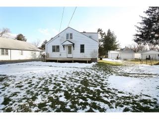 1128 Mcdonald Ave, Aurora, IL 60506-5425