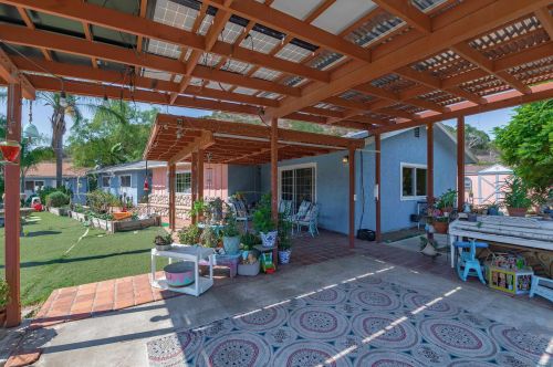 117 La Cresta Trl, El Cajon, CA 92019-1464