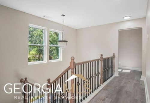 1452 Lockwood Dr, Atlanta GA  30311-3534 exterior