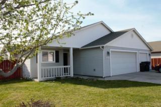 2837 8th St, Eagle Crest, OR 97756-1227