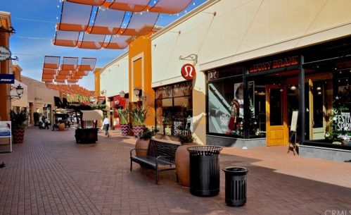 107 Canopy, Irvine CA  92603-0658 exterior