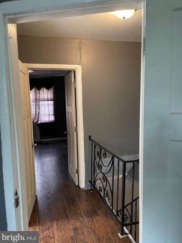 2524 61 St, Philadelphia PA 19142-3402 exterior