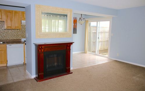 9 Fernwood Dr, Lemont, IL 60440-2918