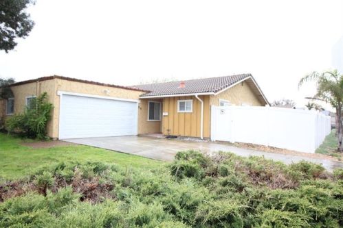 818 Rancho Way, Manteca, CA 95336-3335