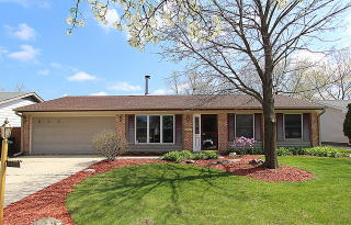211 David Dr, Streamwood, IL 60107-1128