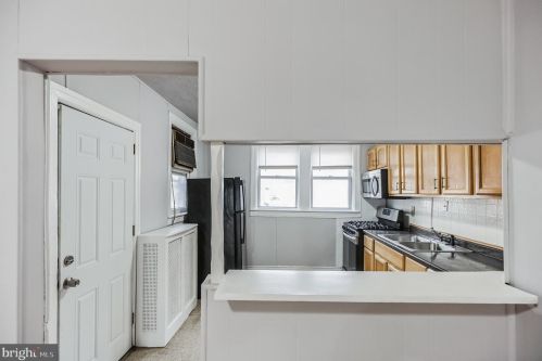 5804 20 St, Philadelphia PA 19138-2902 exterior