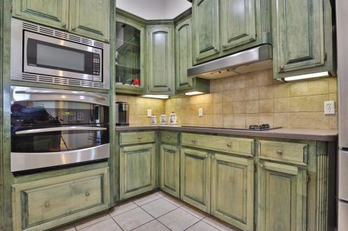 638 Wagon Wheel Trl, Angleton TX 77515-2733 exterior