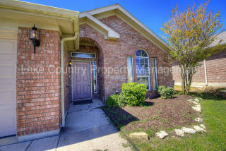 10629 Braewood Dr, Fort Worth TX  76131-3936 exterior