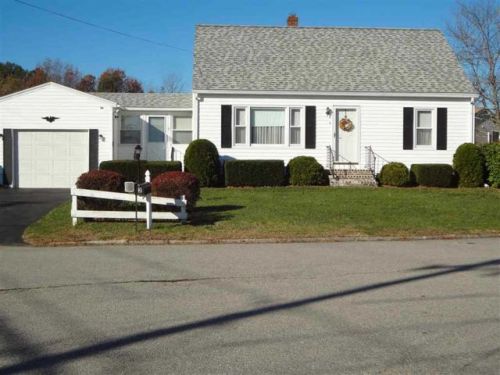 2 Wilbrod Ave, Dover, NH 03820-2313