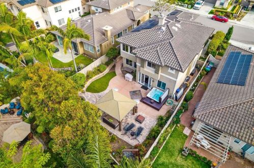 6393 Paseo Aspada, Carlsbad, CA 92009-3010