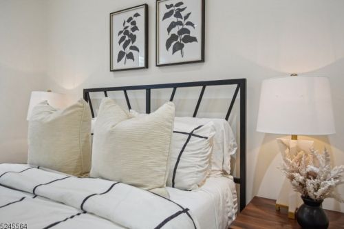 4 Northview Ter, Maplewood NJ  07040-3606 exterior