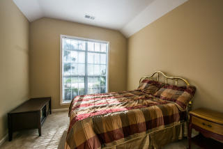 1702 Farkleberry Dr, Cordova, TN 38016-0639