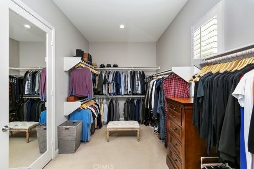 1769 Green Orchard Pl, Riverside CA  92508-8746 exterior