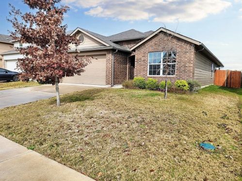 11932 Jamie Dr, Webberville TX  78653-5094 exterior