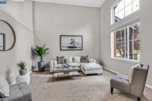 105 Landsdowne Loop, San Ramon, CA 94582-2802