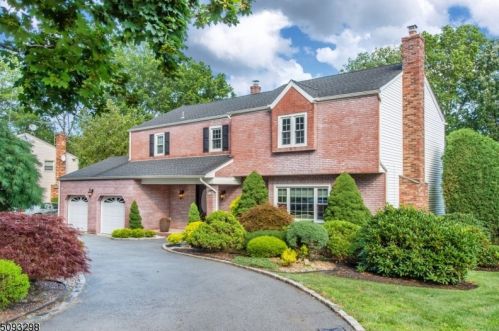 4 Constitution Pl, Whippany, NJ