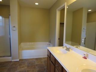 9744 Stoney Bridge Rd, Fort Worth TX  76108-3868 exterior