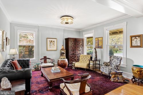 135 Warwick Rd, Tavistock NJ  08033-3706 exterior