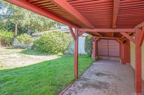 1828 Canada Blvd, Glendale CA  91208-2610 exterior