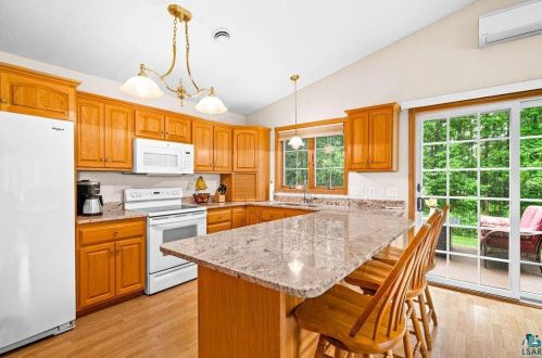 20 Amanda Dr, Esko, MN 55733-5503