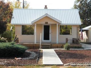 111 Riverfront Dr, Cashmere, WA 98815-1155