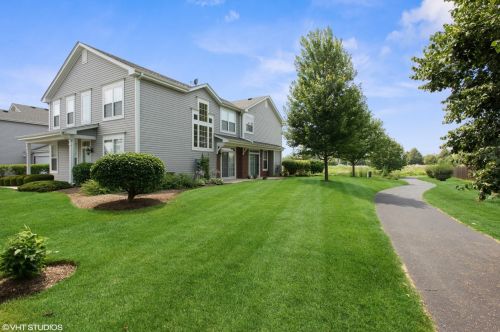 151 Park Ave, Sugar Grove, IL 60554-2261