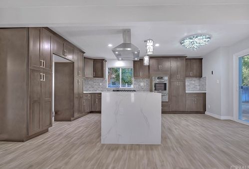 7106 Orch St, Riverside CA  92504-3958 exterior