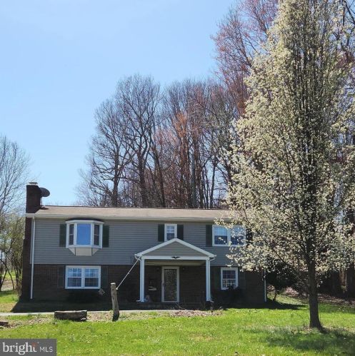 432 Sunnyview Dr, Rileyville, VA 22650-2222