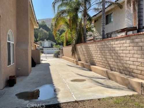 3237 Rainforest Dr, Riverside CA  92503-0825 exterior