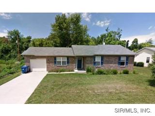 709 Leann Dr, Lebanon, IL 62254-1458