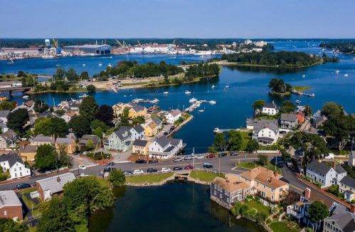 5 Mill St, Portsmouth, NH 03801-4632