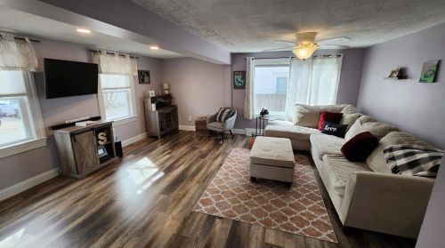 153 Northup St, Warwick, RI 02889-9220