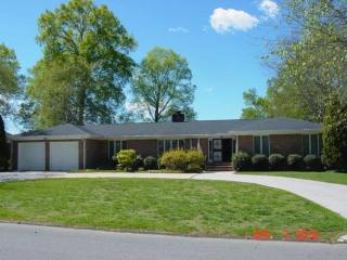 424 Valleybrook Rd, Hixson, TN 37343-3066
