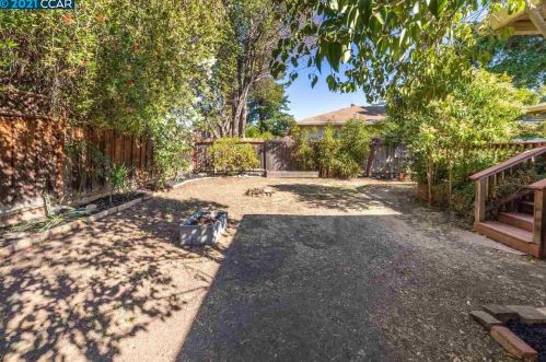 866 San Simeon Ct, Concord CA  94518-2316 exterior