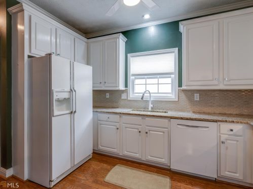 141 Wexford Ct, Stockbridge GA  30281-6306 exterior
