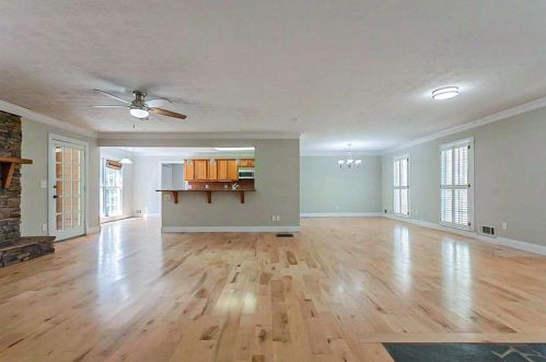 2528 Country Club Dr, Conyers GA  30013-4959 exterior