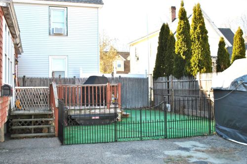 9 Pierce St, Nashua, NH 03060-3760