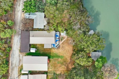 120 Erskine Fry, Seguin TX 78155 exterior