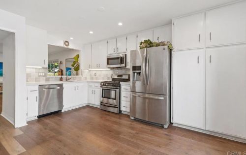 2467 Caminito Ocean Cv, Cardiff By The Sea CA  92007-2225 exterior